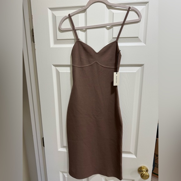 Aritzia Babaton Lariat dress size s NWT - Picture 2 of 8